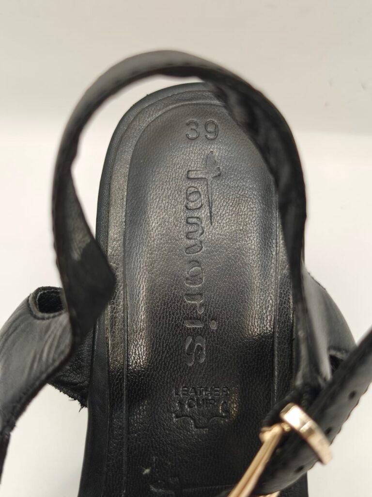 Tamaris Sandaler med kilklack ~ Svart fuskläder ~ Strl 39
