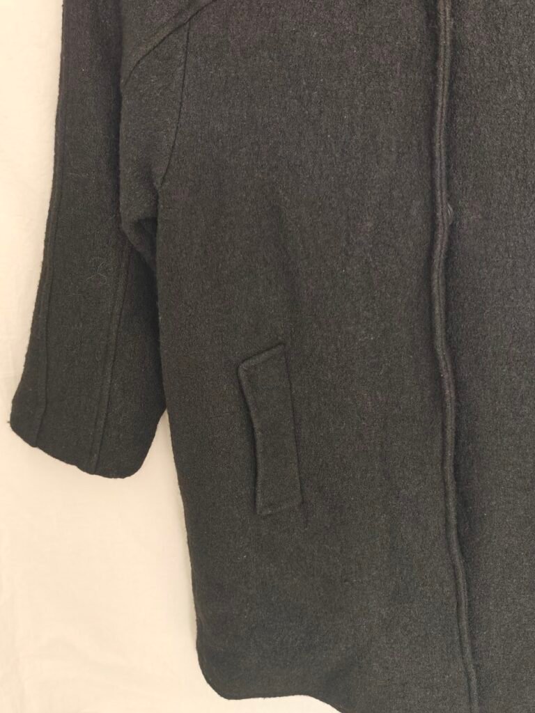 Soft Grey Ullkappa ~ Svart ~ Strl 32