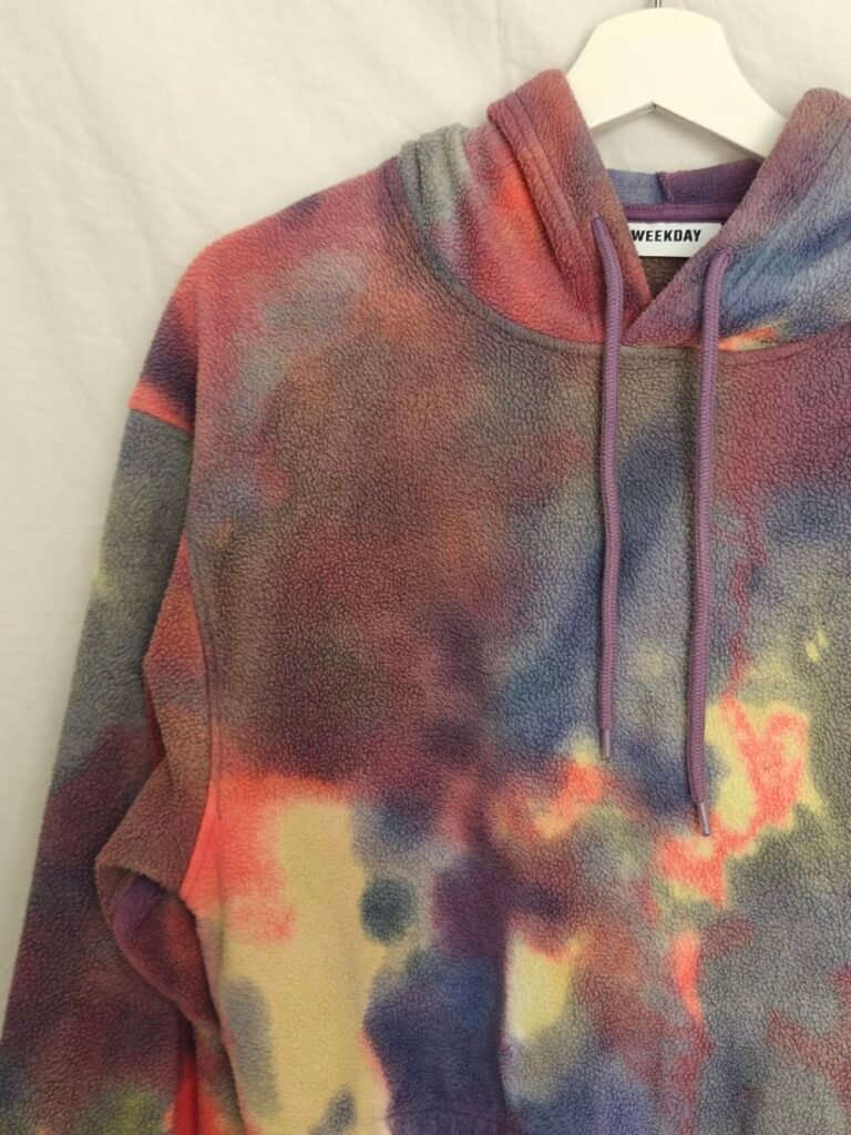 Weekday Fleecetröja / Croptop ~ Flerfärgad ~ Strl XS
