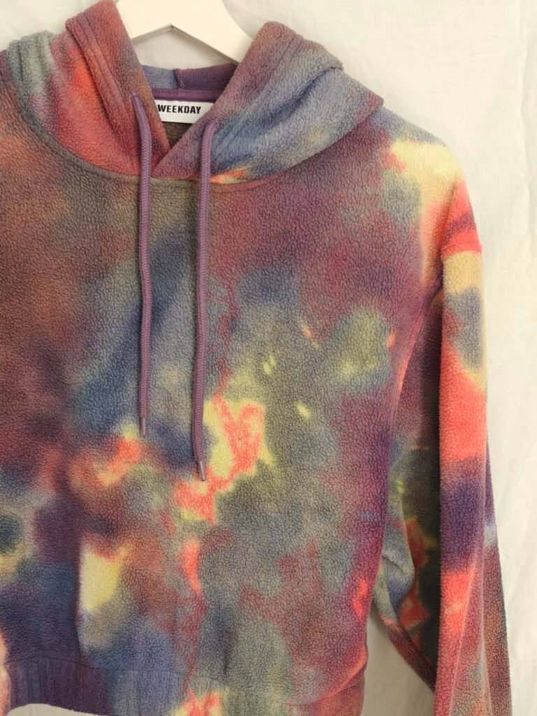 Weekday Fleecetröja / Croptop ~ Flerfärgad ~ Strl XS