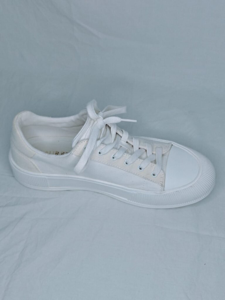 Lauren Ralph Lauren Daisie Sneakers ~ Vita / Offwhite ~ Strl 42