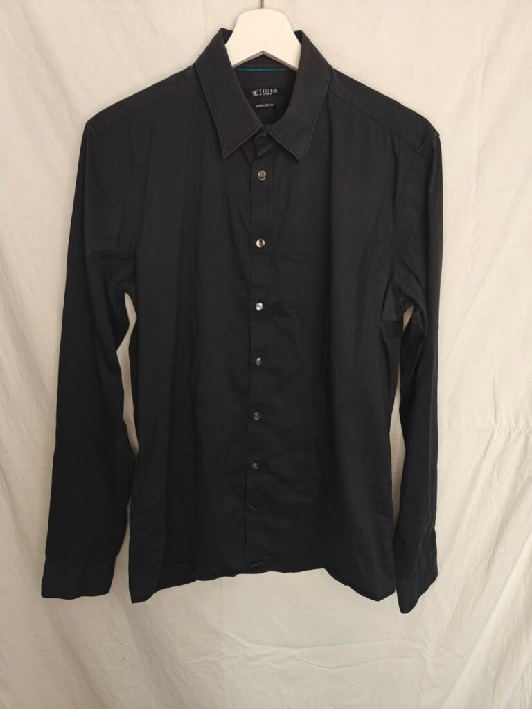 Tiger of Sweden Skjorta Style Fill Extra Slim Fit ~ Svart ~ Strl M (40)