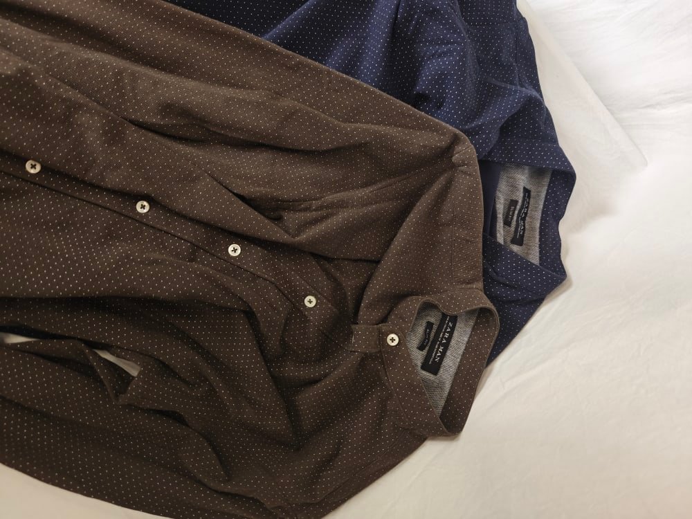 Zara Man Skjortor 2-pack ~ Blå & Grön med vita prickar ~ Strl Okänd