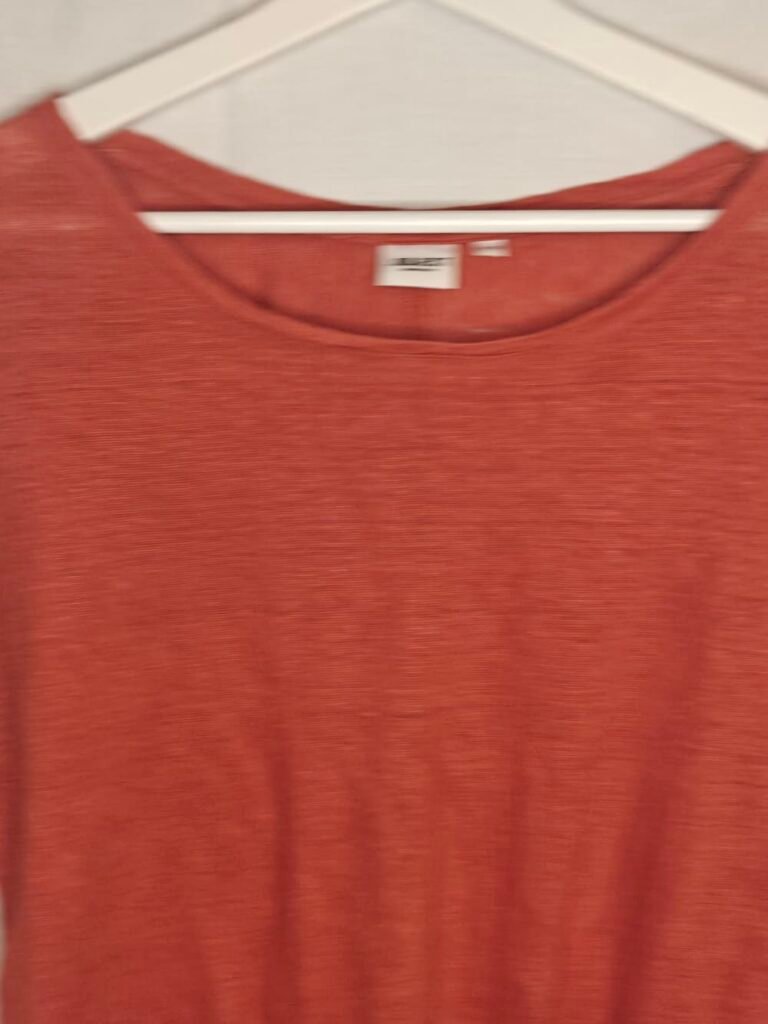 Object Collectors Item Topp ~ Orange ~ Strl XS